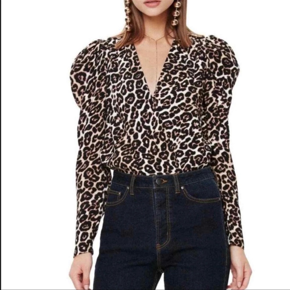 Revolve AFRM Nora Puff Sleeve Deep V-Neck Long Sleeve Leopard Print Bodysuit XS - Picture 2 of 9